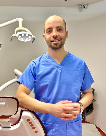Dr. Uhlár Levente - Szájsebész Szakorvos