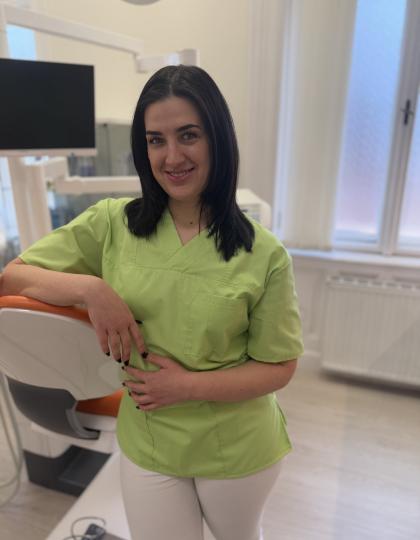 Dr. Hanák Ágnes - Fogorvos