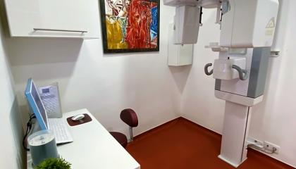 Oktogon Implant Center